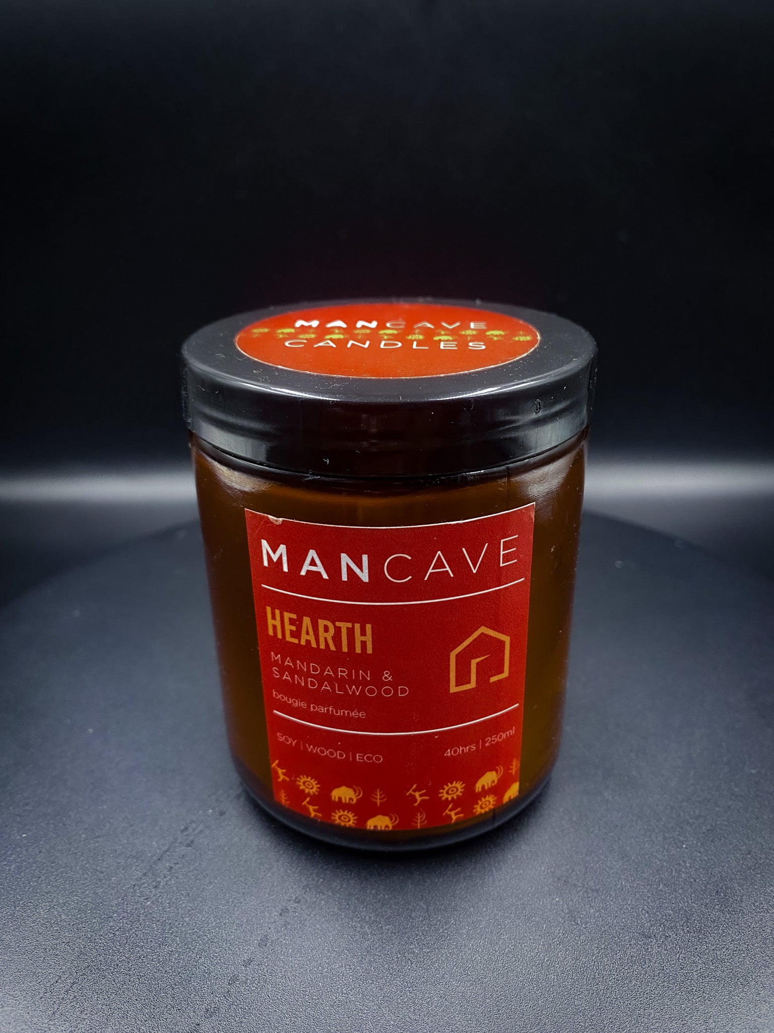Hearth - Mandarin & Sandalwood Scented Candle
