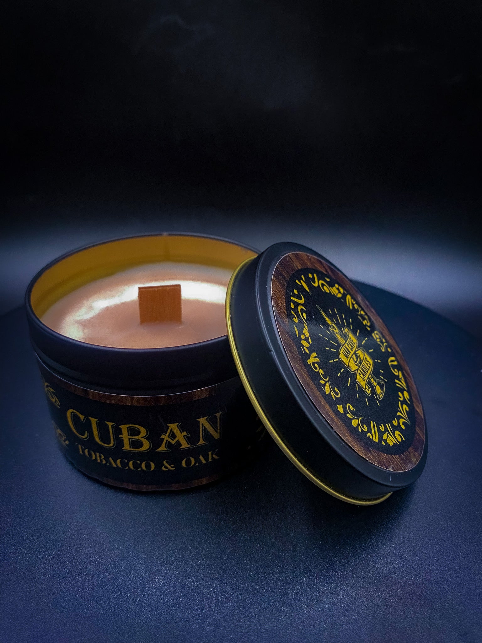 Cuban - Tobacco & Oak Scented Candle
